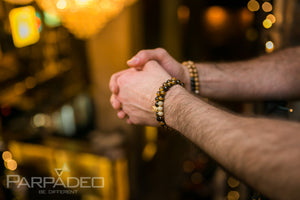 Golden Tiger Bracelet. Designed and handmade by Martin Greenberg. Parpadeo - Israel.